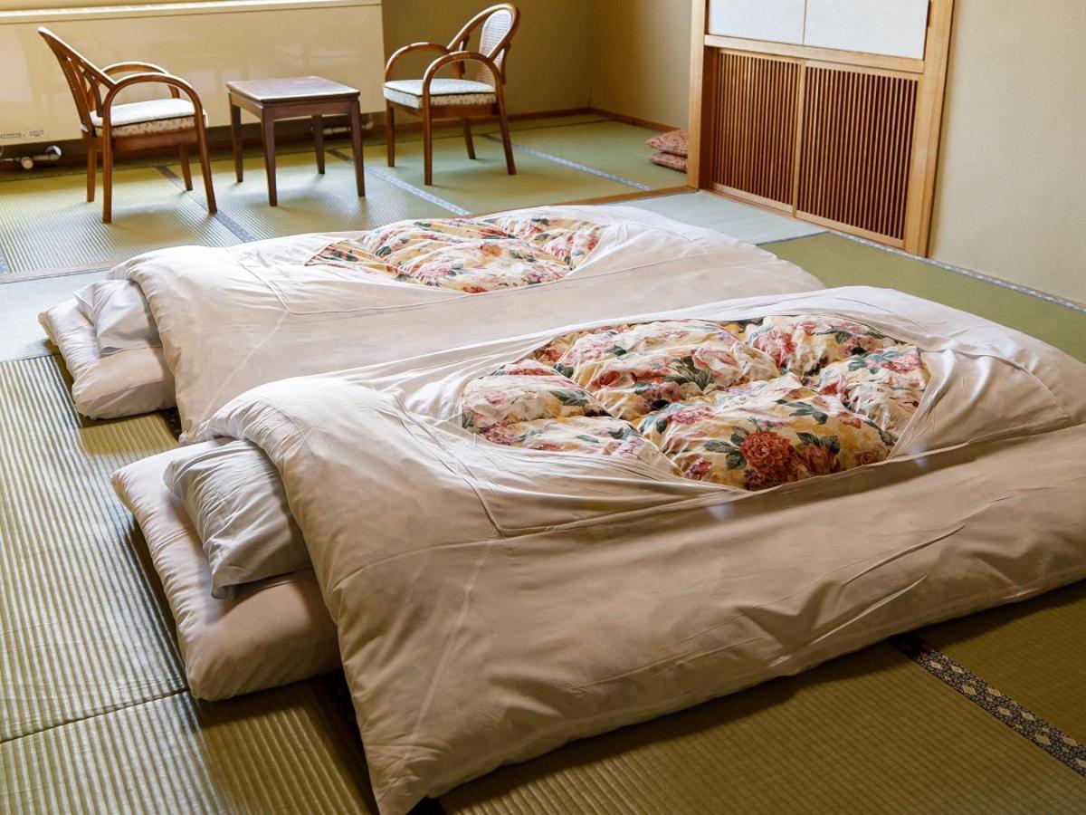 Hotel Iwasuge Yamanouchi  Extérieur photo