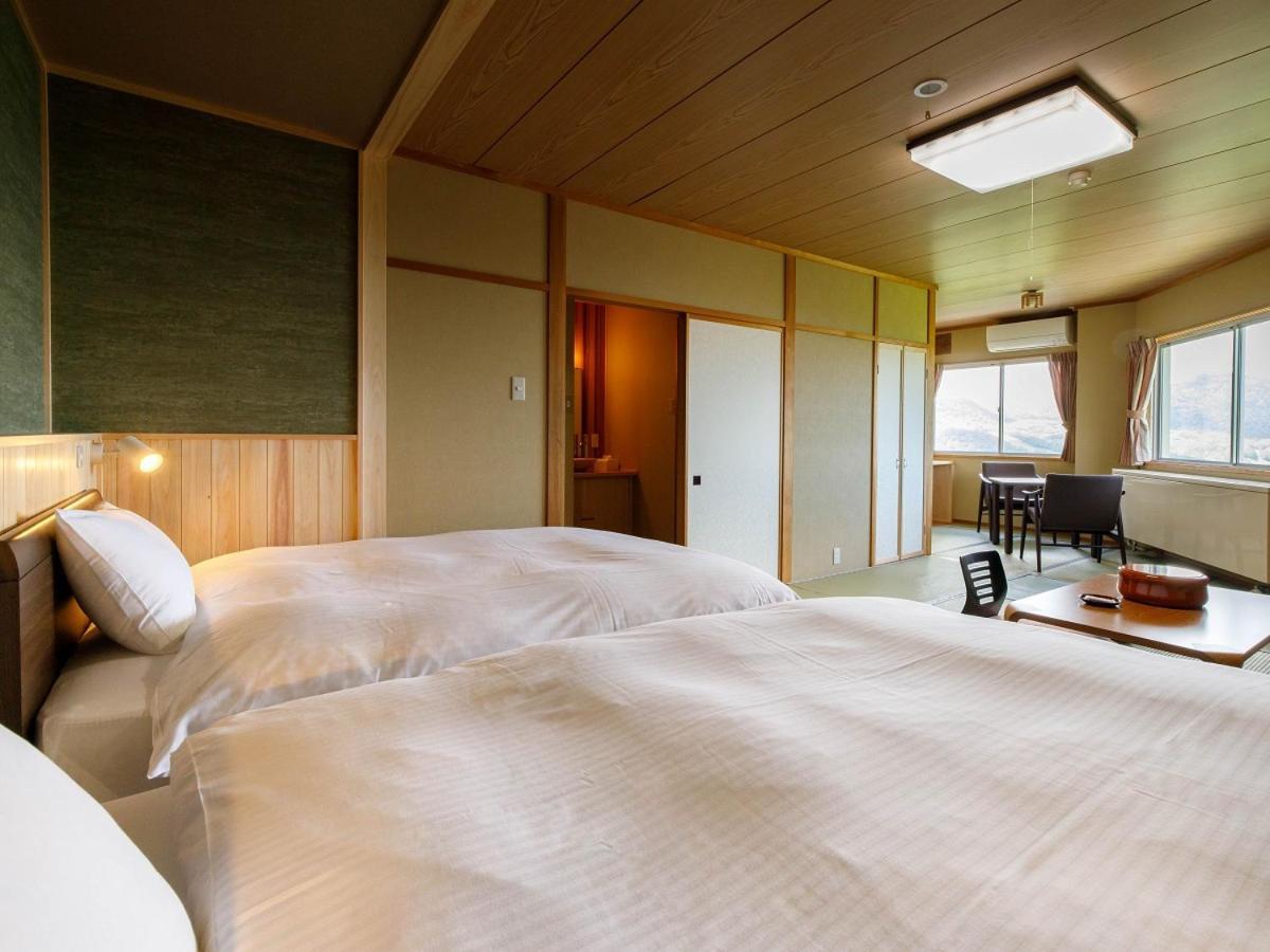 Hotel Iwasuge Yamanouchi  Extérieur photo