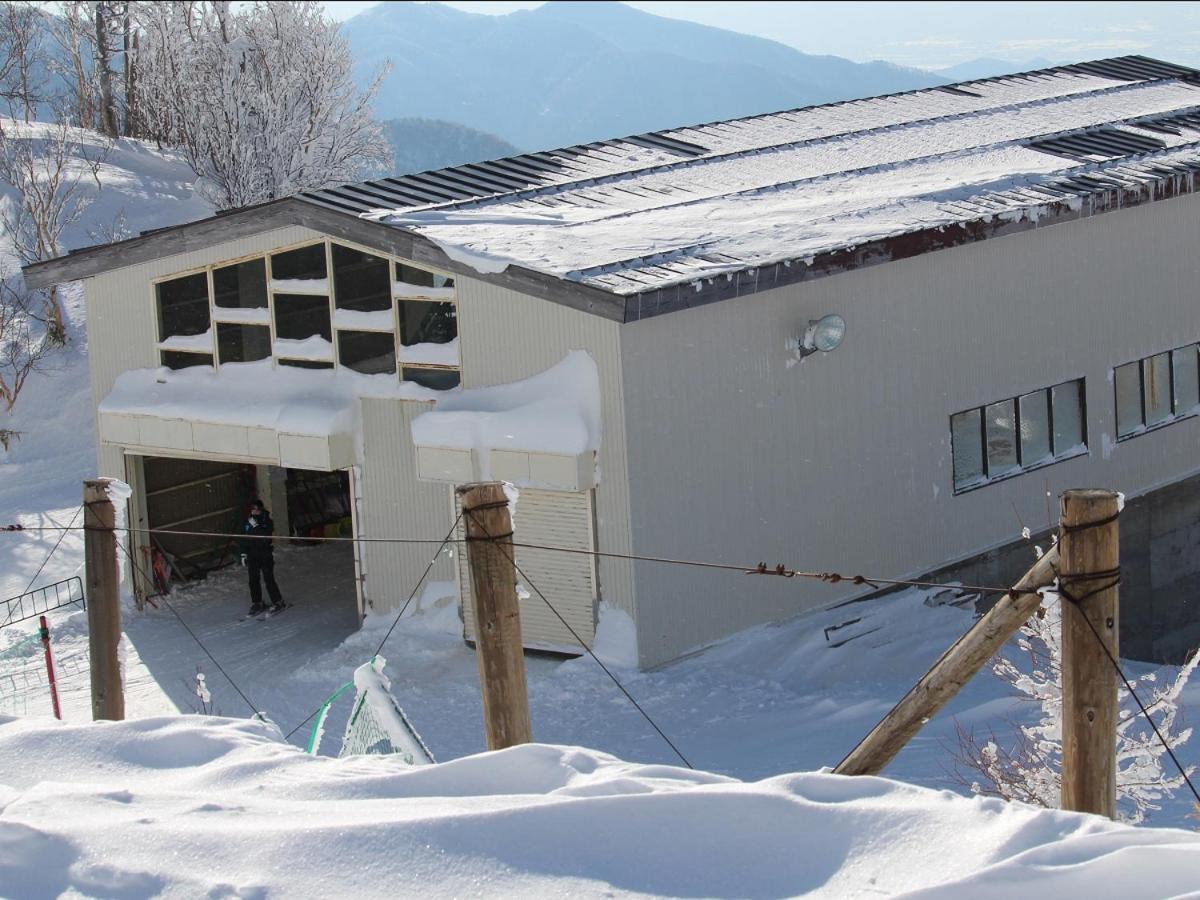 Hotel Iwasuge Yamanouchi  Extérieur photo