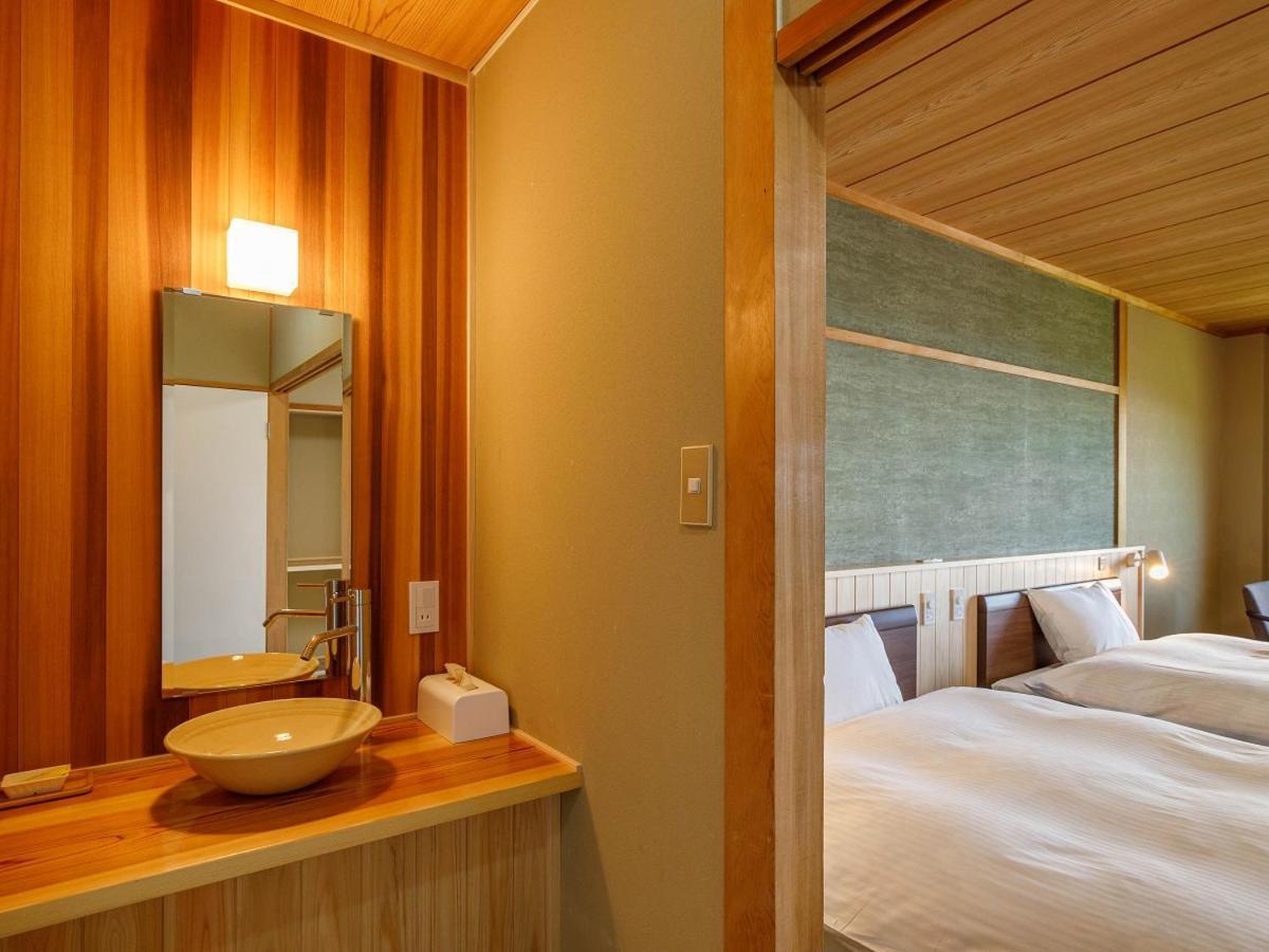 Hotel Iwasuge Yamanouchi  Extérieur photo